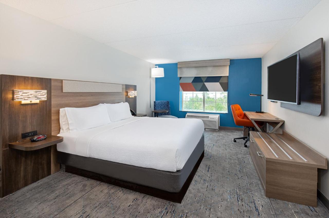 Holiday Inn Express & Suites Columbus At Northlake By Ihg Extérieur photo