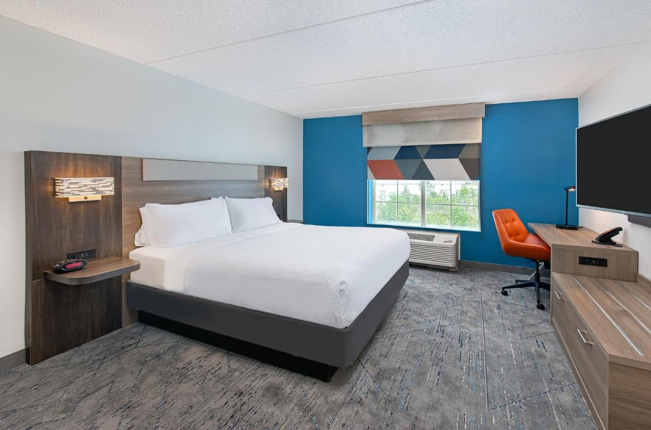 Holiday Inn Express & Suites Columbus At Northlake By Ihg Extérieur photo