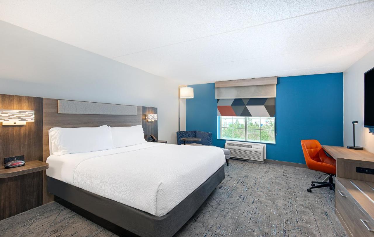 Holiday Inn Express & Suites Columbus At Northlake By Ihg Extérieur photo