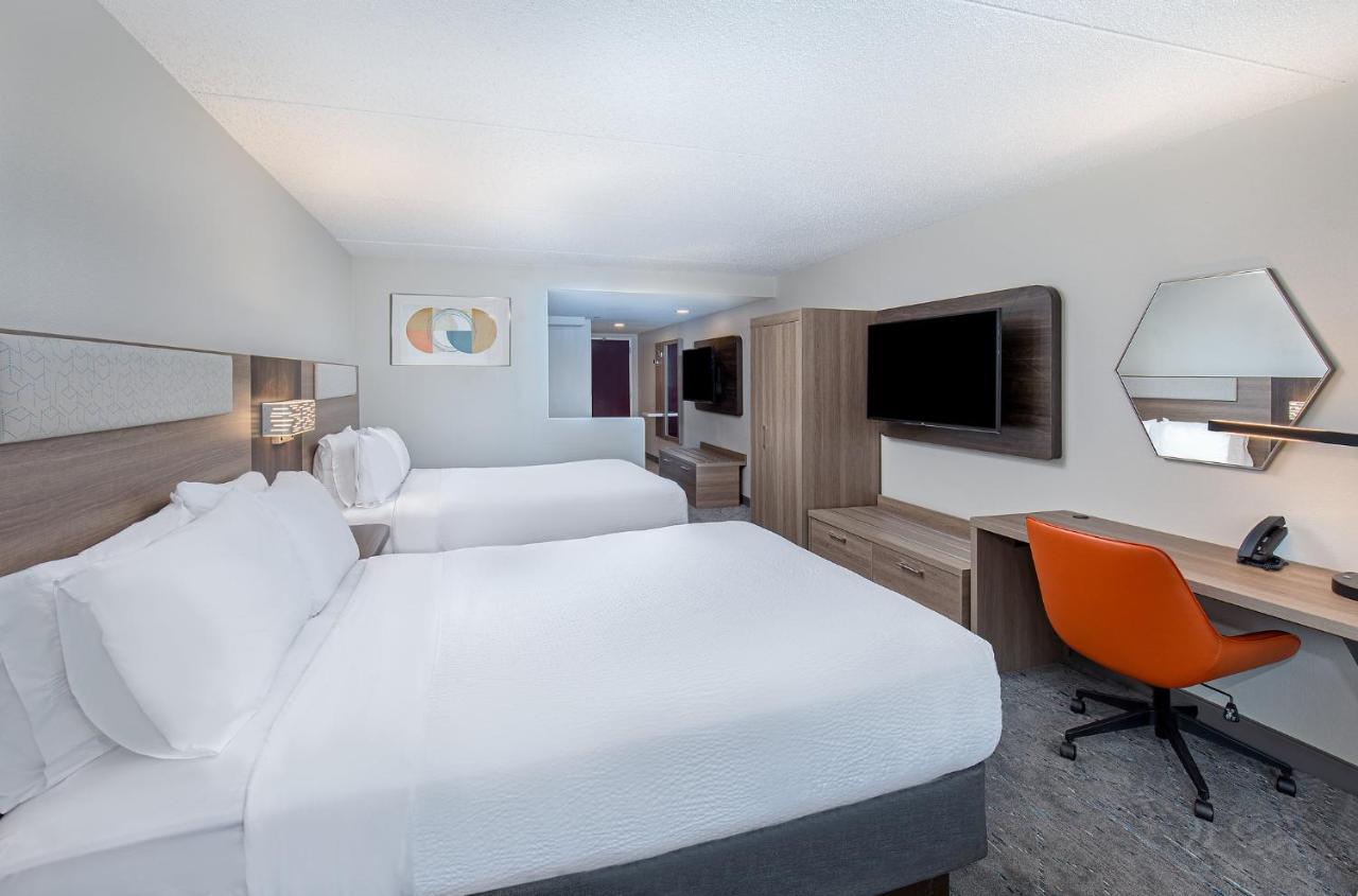 Holiday Inn Express & Suites Columbus At Northlake By Ihg Extérieur photo