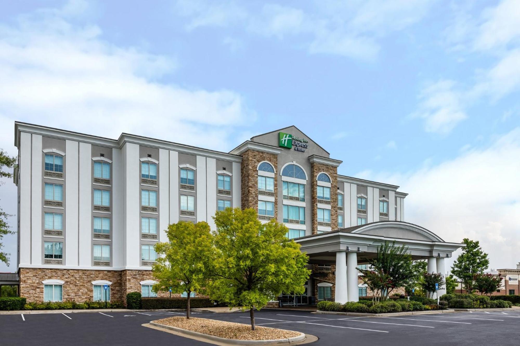 Holiday Inn Express & Suites Columbus At Northlake By Ihg Extérieur photo